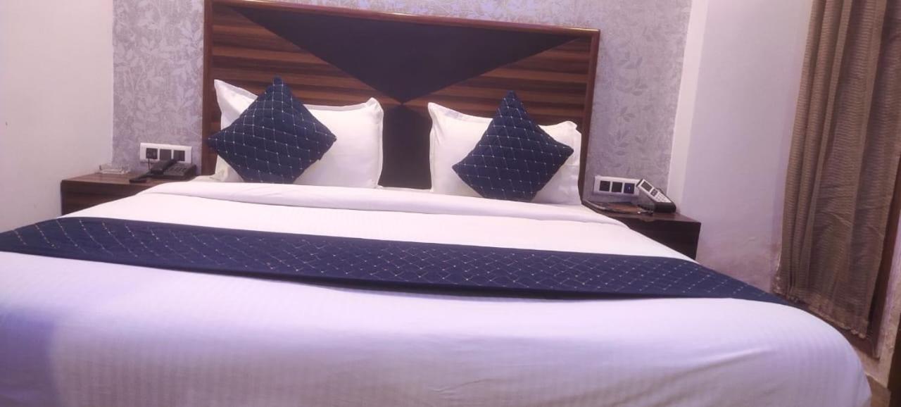 Hotel Plaza International Near Delhi Airport Νέο Δελχί Εξωτερικό φωτογραφία
